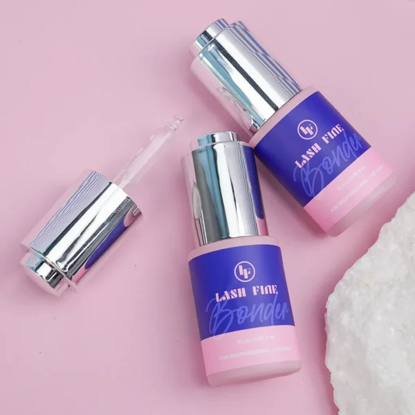 Best Bond and Seal for Lash Extensions - Image 6