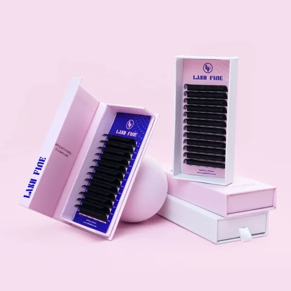 Lashfine Volume Lashes - Image 3