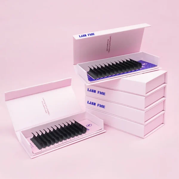 Lashfine Volume Lashes - Image 4